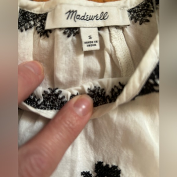 Madewell Embroidered Flutter-Sleeve Top - Picture 4 of 9